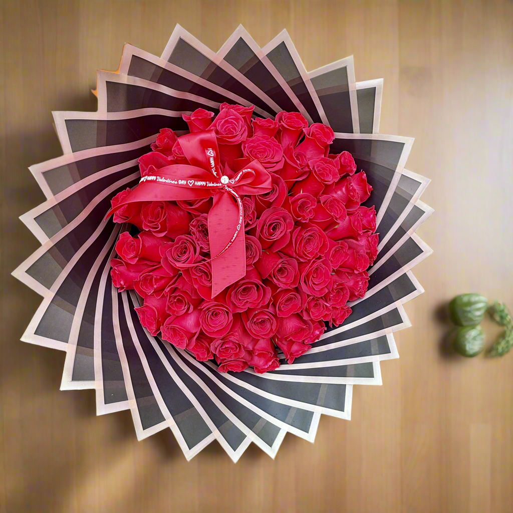 (Copy) 50 Roses Bouquet (Ramo Buchon)