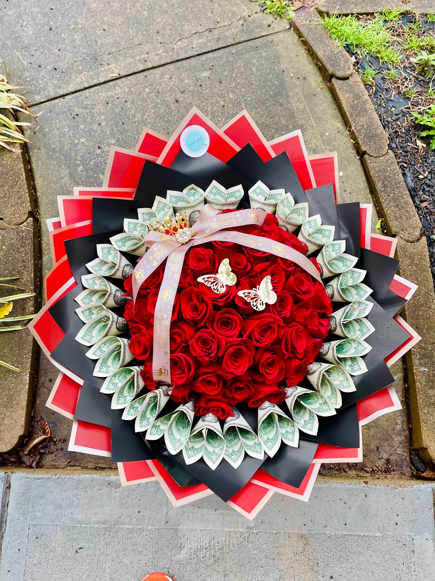 Money Bouquet with Crown and 50 Roses